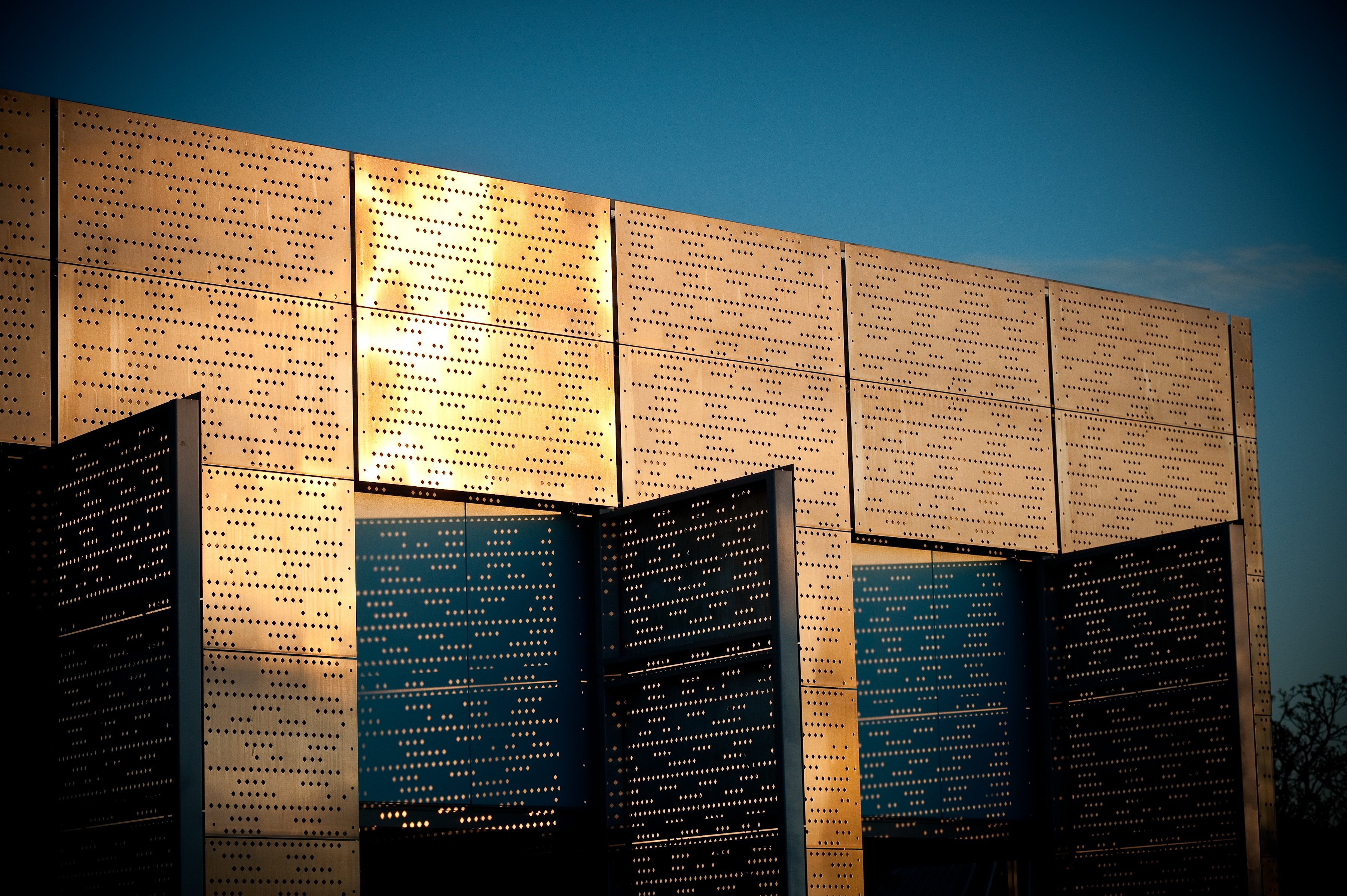 Exterior image of Rainscreen by Simon Morris